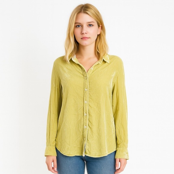 CP Shades Tops - CP Shades Womens Yellow Soft Touch Velvet Lined Button Up Classic Shirt Size L